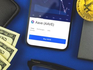 Strong whale accumulation pushes Aave (AAVE) over 30% in 2 days