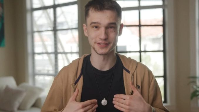 The $89 OmiGPT Aims to Be a Smarter AI Wearable